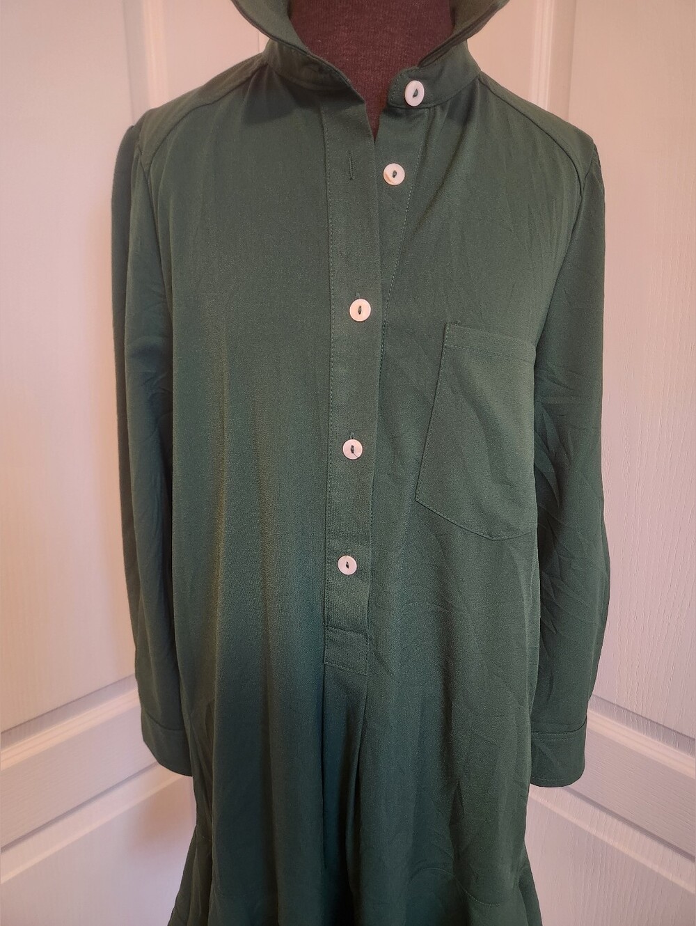 Beautiful Green Tuckernuck Women's Dress Size XS - Picture 3 of 8